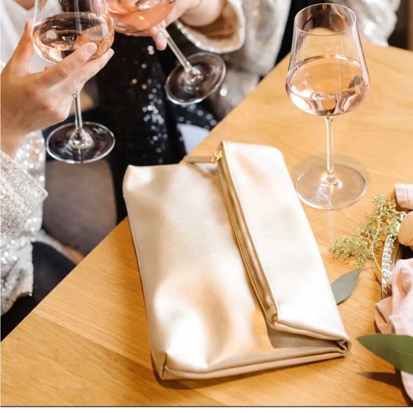 Fawn x Jillian Harris Gold Clutch - Picture 2 of 3